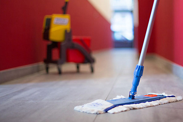 Unterhalts- und Büroreinigung